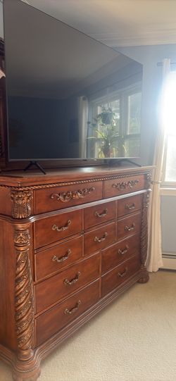5-Piece Ornate Wood Ashley KING Bedroom Set