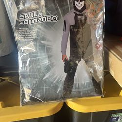 Skull Commando