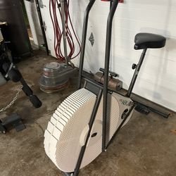 Weslo Aero 700 Exercise Bike