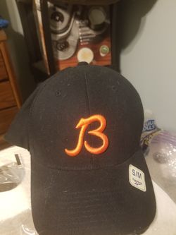 Brand new vintage Reebok Chicago Bears traditional B hat