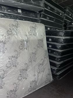 Deluxe brand Queen mattress sets