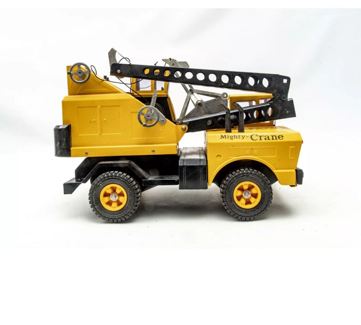 1960's Tonka Mighty Crane #3940