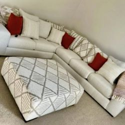 Living room Sectional