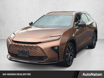 2025 Toyota Crown Signia