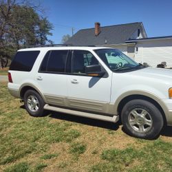 05' Ford Expedition  Eddie Baueraedition  4X4