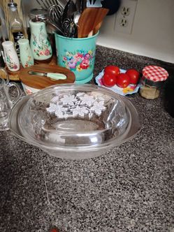 Princess house crystal glassware casserole dish wine flutes and mugs