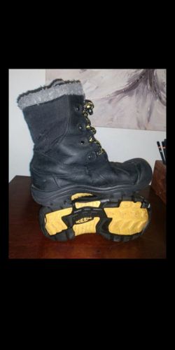 Women's Keen boots