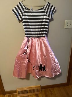 Poodle skirt 50’s costume child medium Halloween dress up