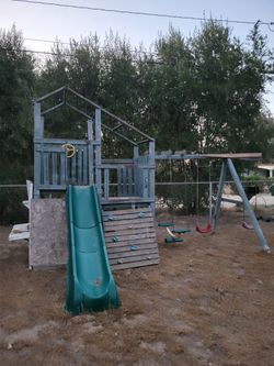 Kids Play Set With Swings
