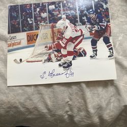 Hand Sign, Sergei, Fedorov, Detroit Redwings  Photo