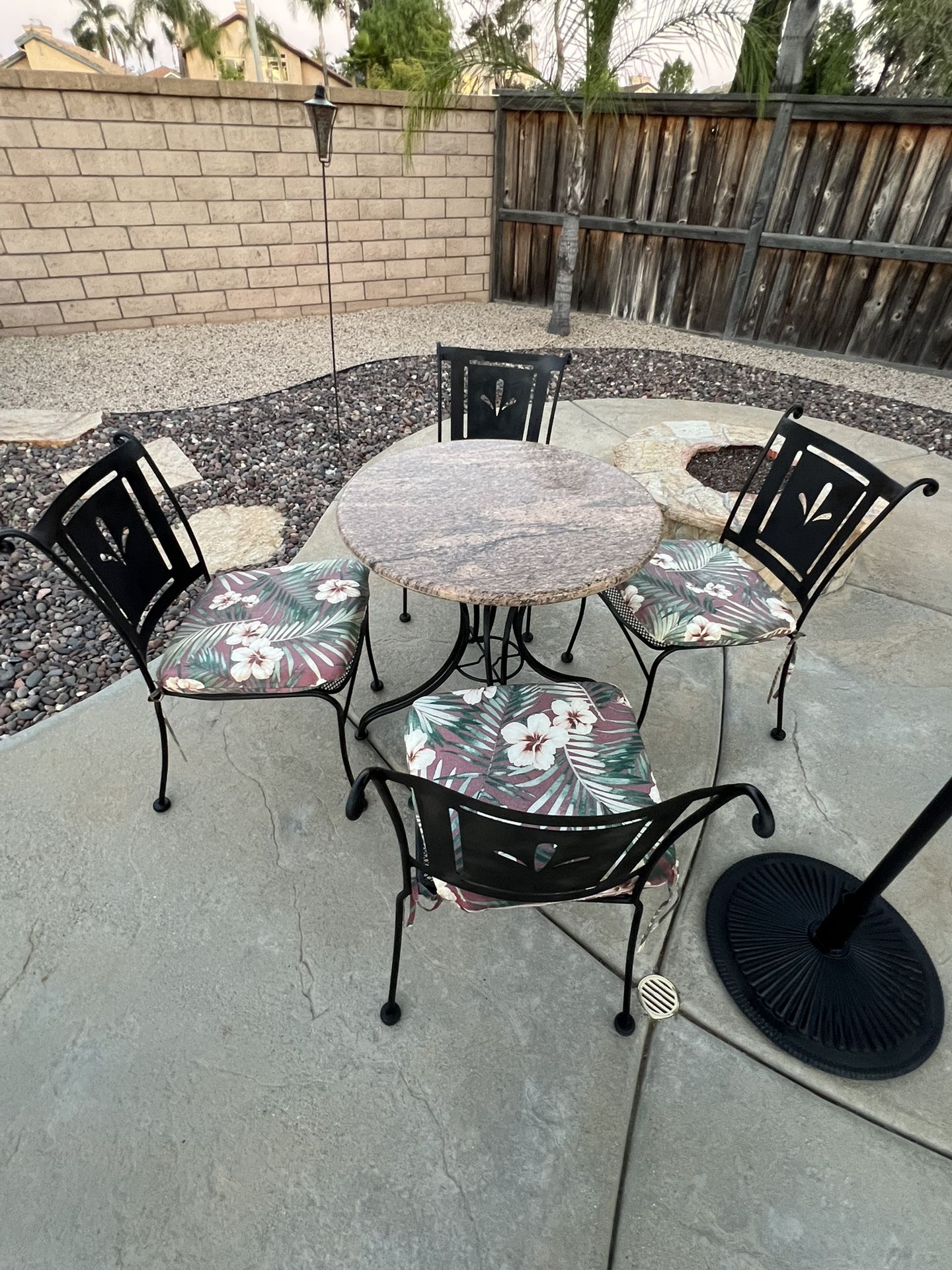 Wrought Iron Patio Sets with Umbrella
