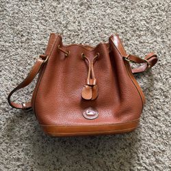 Dooney & Bourke