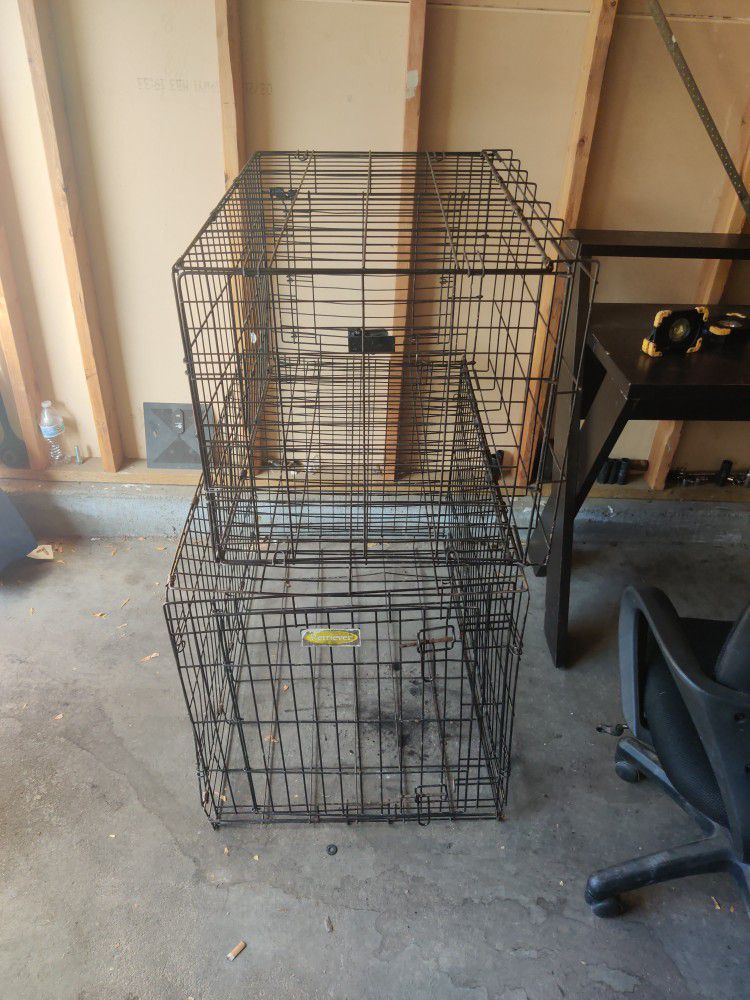 2 Dog Cages Avalible Will Not Respond To Is This Still Available