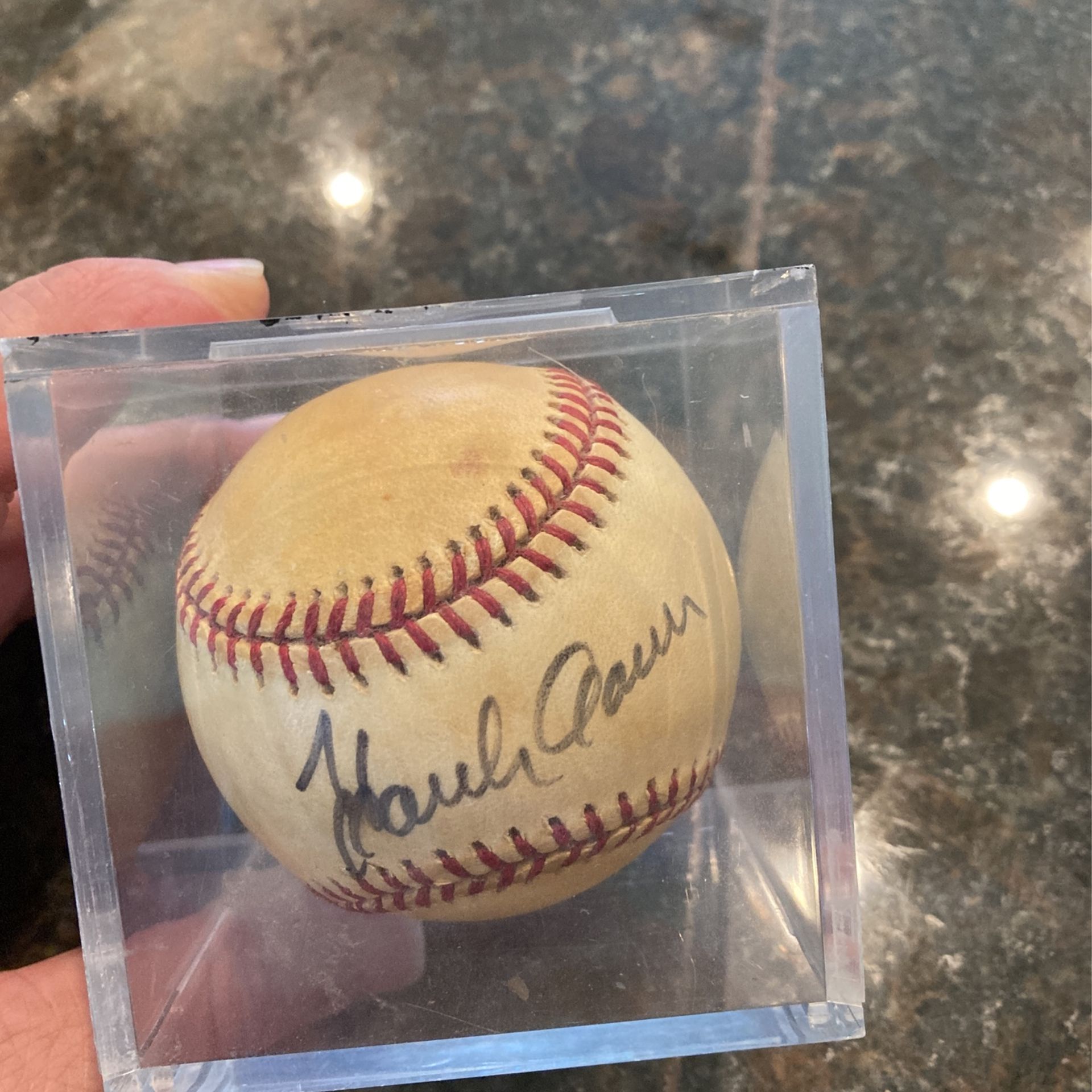 Hank Aaron Autograph baseball
