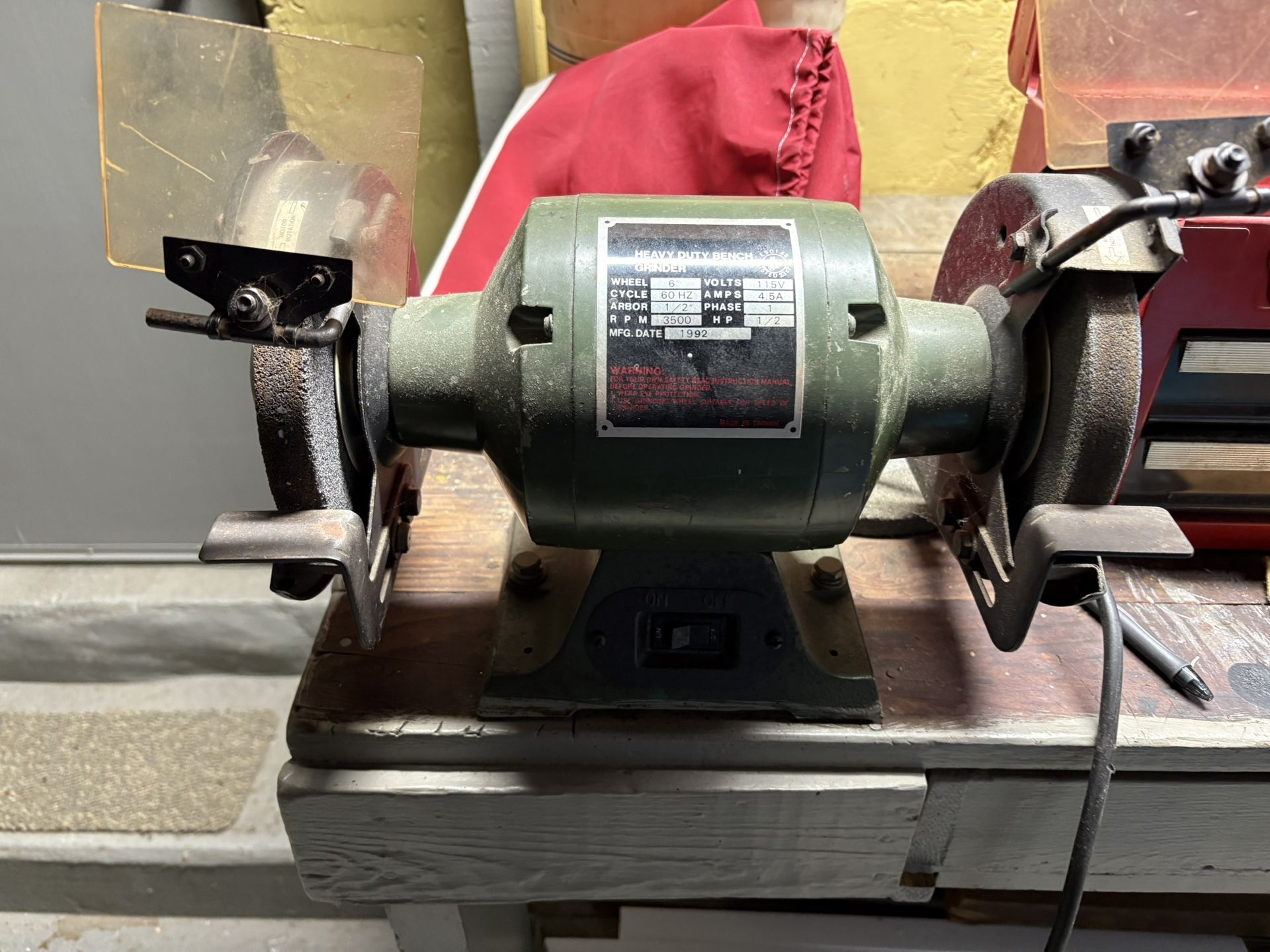 Bench Grinder with 6 Inch Wheel