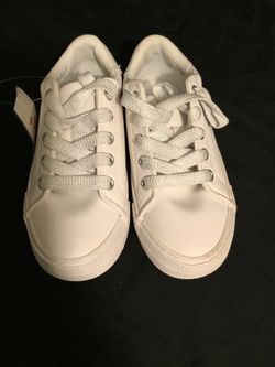 Girls shoes size 11
