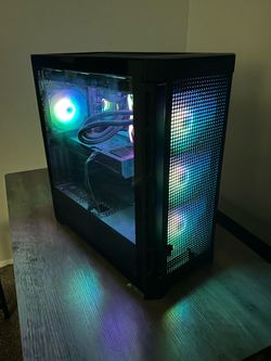 Gaming PC - RTX 4070 / Ryzen 7 7700X / 32GB DDR5 / 2TB SSD
