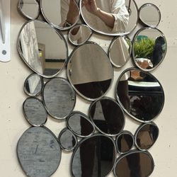 Bubbles Shaped Wall Mirror 21x15