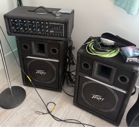 Vintage Peavey XR 400B Mixer Amp And 2 112HC Peavey Speakers