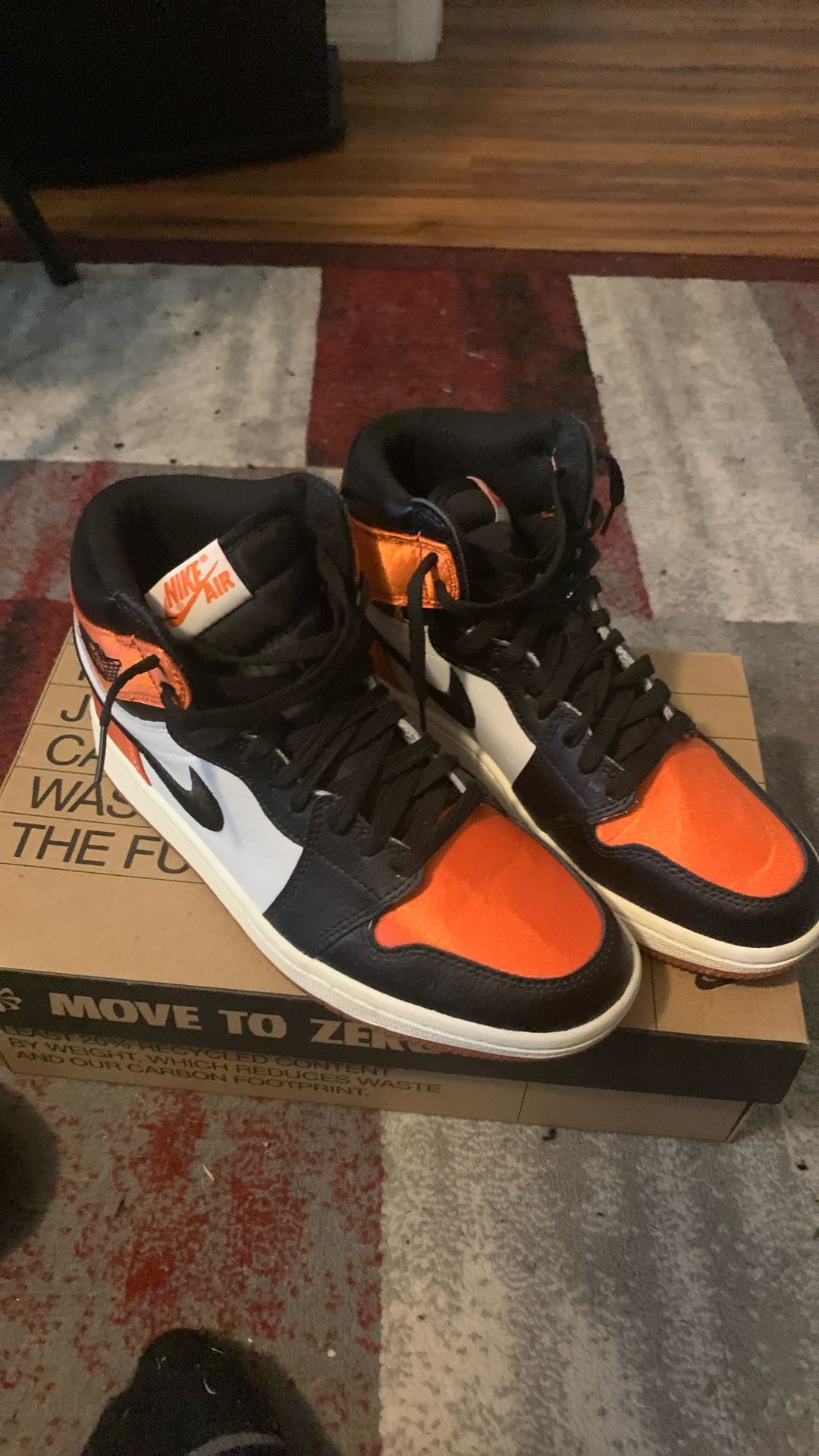 Air Jordan 1 Retro High OG Shattered (Read Description)