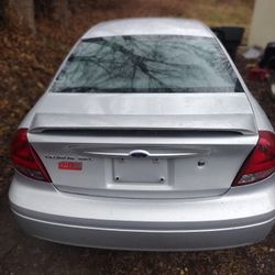 2005 Ford Taurus