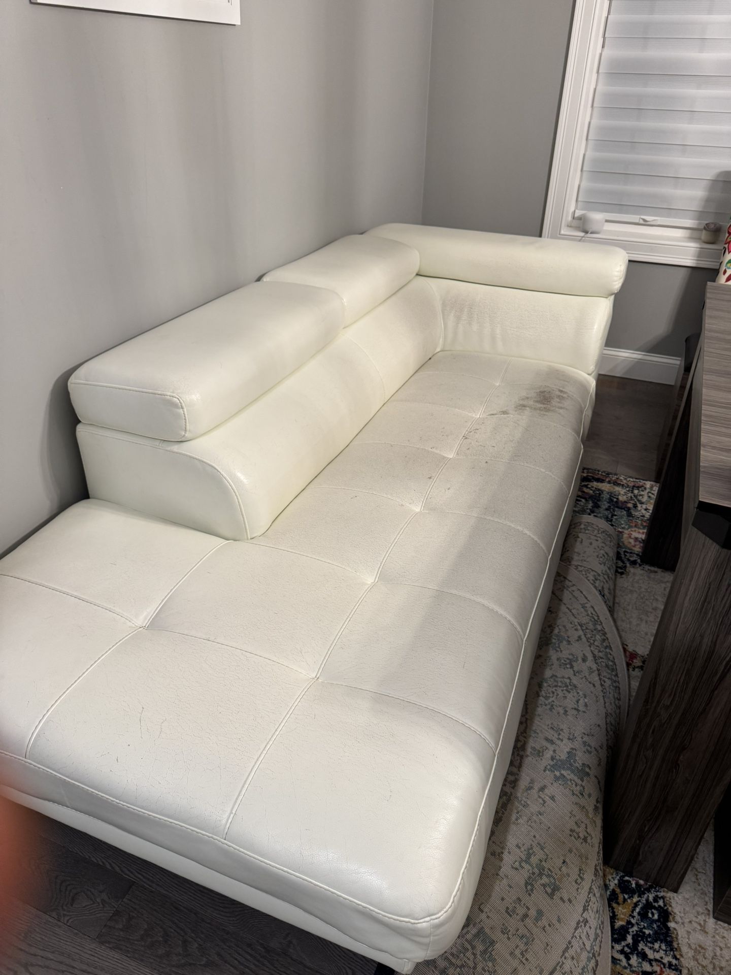Luna Sectional For Pickup