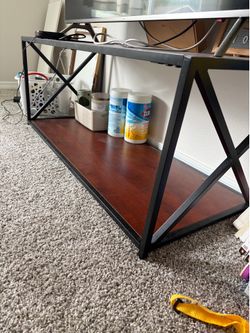 Tv table NEED TO GO ASAP