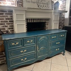 Refinished Vintage Henry Link Dresser / Buffet / Sideboard / Bar / Credenza / Entryway Piece / Accent Piece 