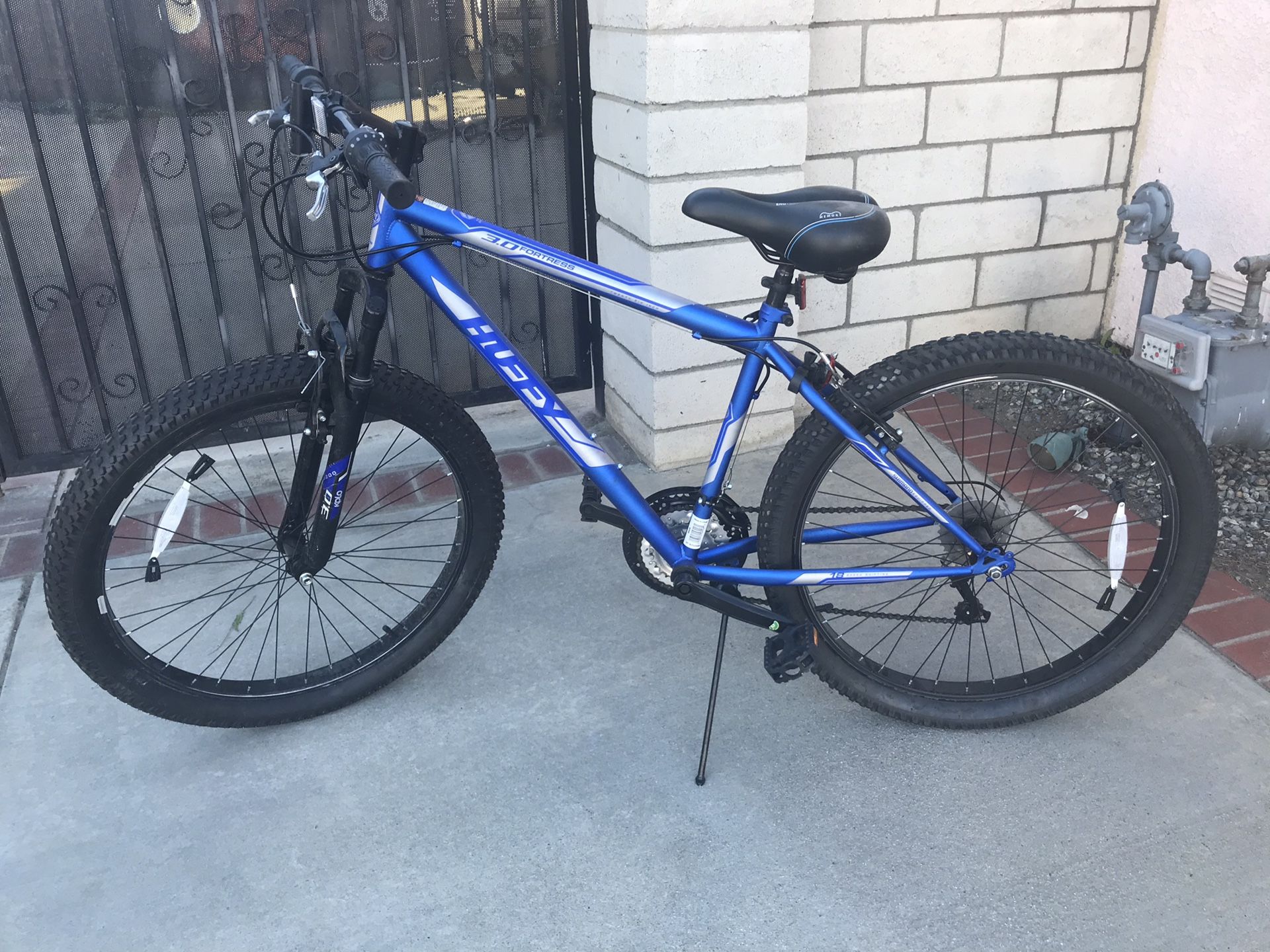 Huffy 26 Fortress 3.0 Mountain Bike for Sale in Fontana CA OfferUp