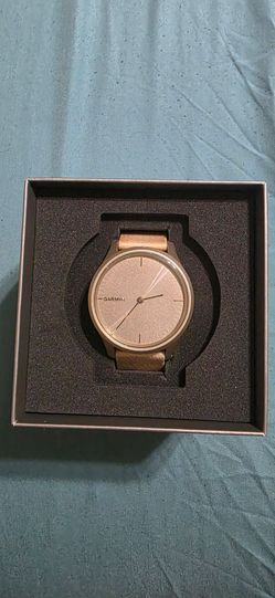 Garmin Women's Smartwatch