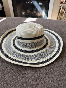 Calvin Klein , Woman’s Sun Hat , Navy