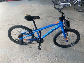 Cannondale bike, 20” kids bike race road track