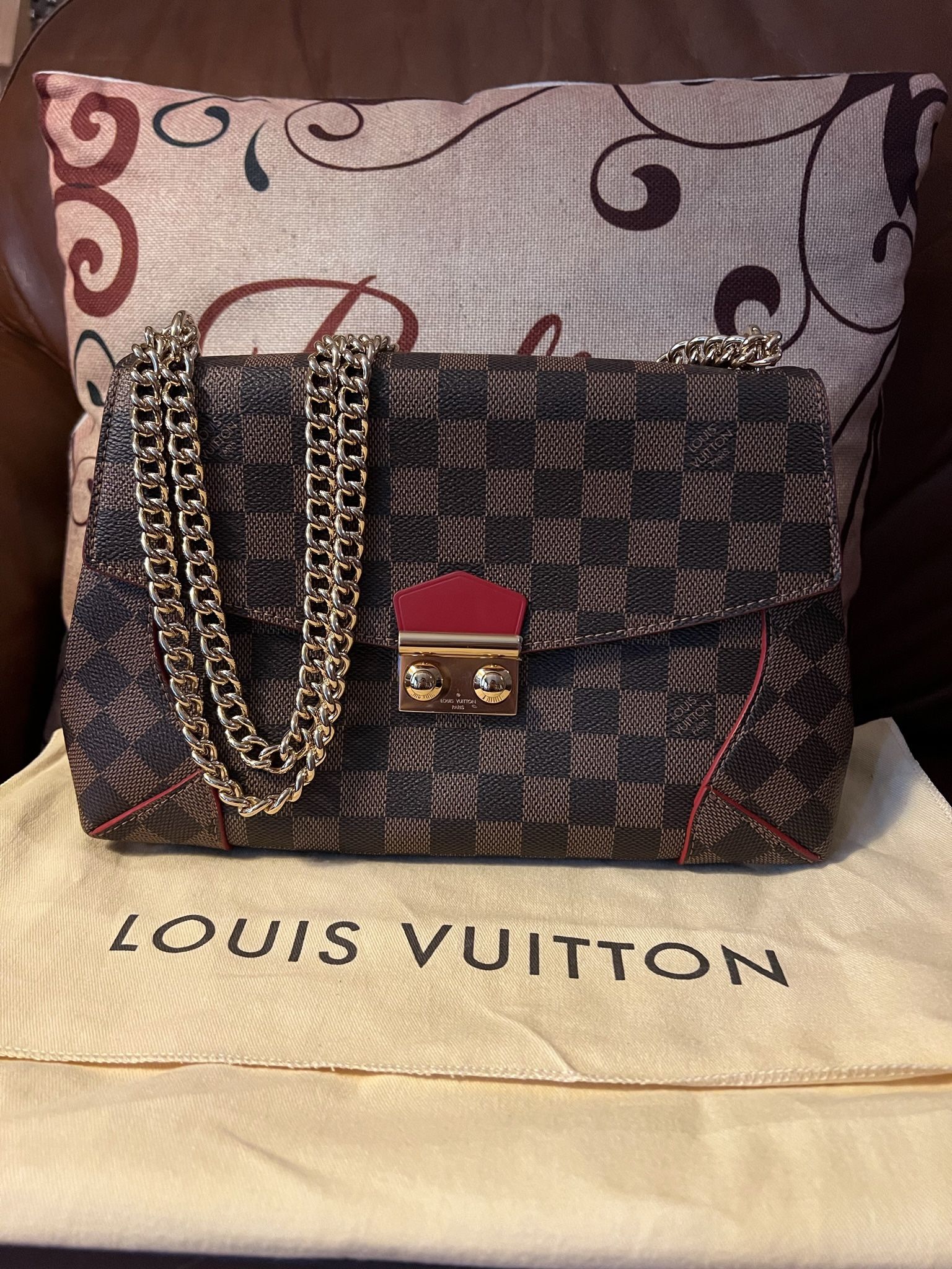 Louis Vuitton Crossbody/ Handbag 