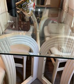 Dinning table