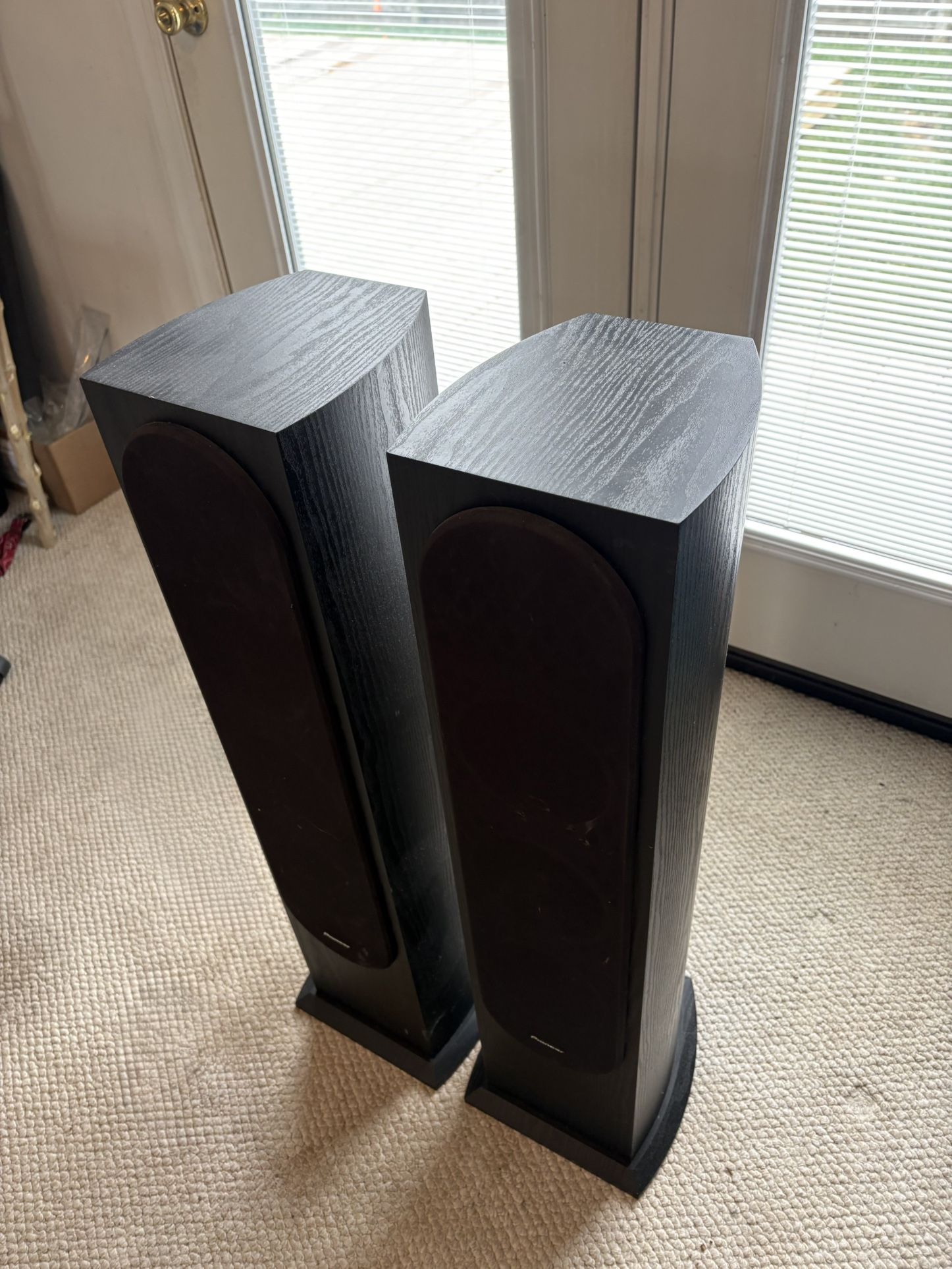 Standing Loudspeakers + Sony Stereo Receiver