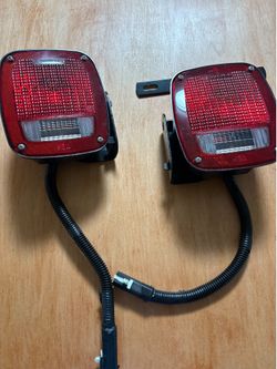Brake lights for a trailer