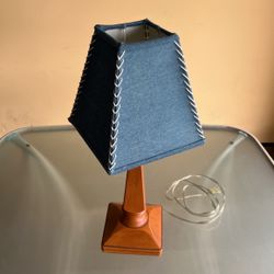 Wood Lamp