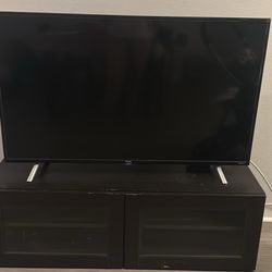 TV (TCL) 49inch 