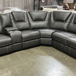 Power Reclining Sectional!