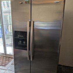 Whirlpool Refrigerator 