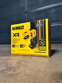 DeWalt XR 20v MAX 1-1/4" COPPER TUBING CUTTER (Tool Only)