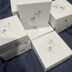 Airpod Pros 2nd Generation (USB-C) Magsafe Charging Case 