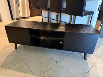 Black tv stand