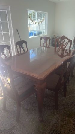 Free Dining table with chairs
