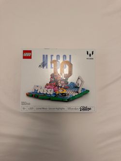 LEGO Lionel Messi Soccer Highlights Set 43011
