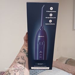 AQUASONIC ICON WATER FLOSSER !!