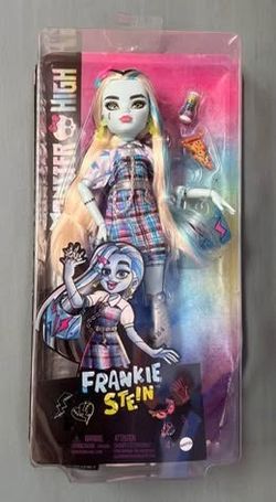 NEW Monster High Doll Frankie Stein packaging condition as seen in pics Just $10