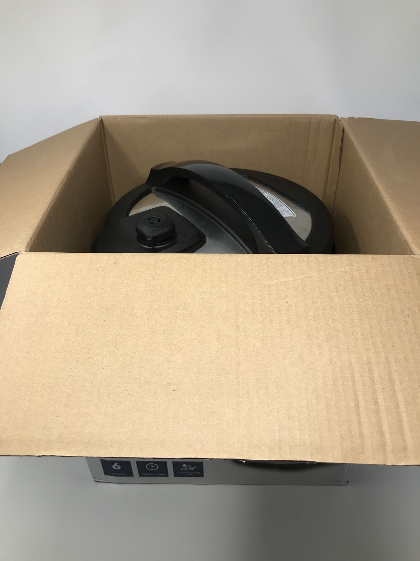 Insignia 6 Quart Pressure Cooker Like New lnstapot Crock Pot for Sale