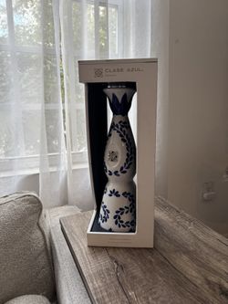 ‼️ULTRA RARE‼️ Clase Azul Reposado Empty Tequila Bottle 750ml Hand Painted & Leather Box