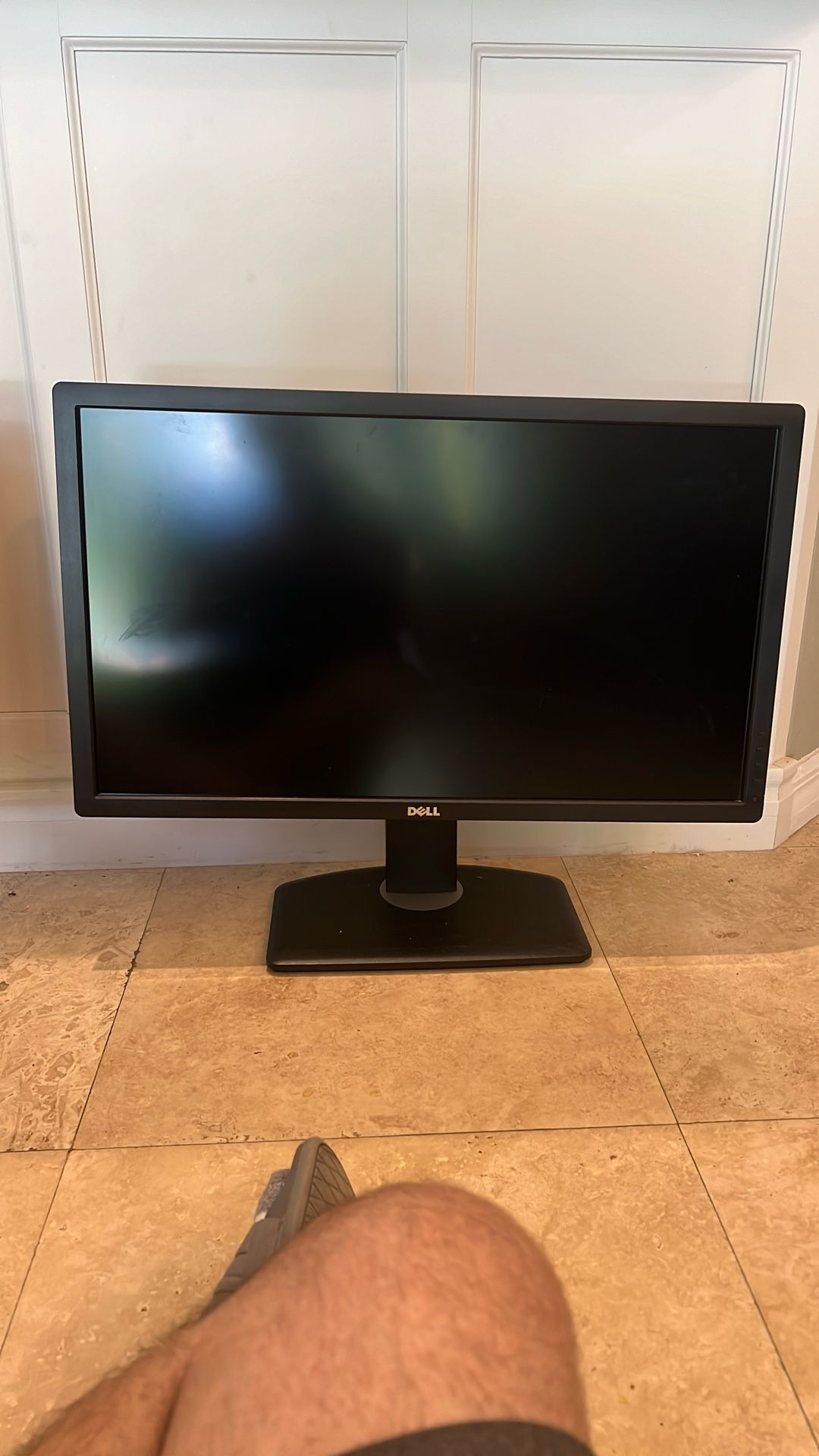 Dell UltraSharp U2713HMT 27" QHD (2560x1440) 60Hz IPS LCD Display Monitor